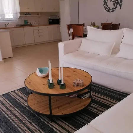 Дом отдыха Rizes Elias House *