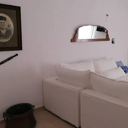 Rizes Elias House Isterni (Paros)