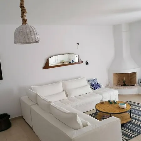 Дом отдыха Rizes Elias House