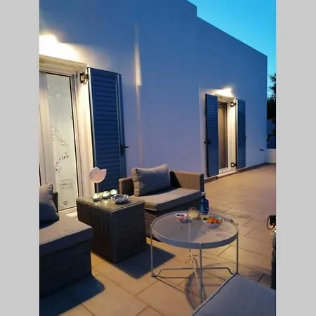 Rizes Elias House * Isterni (Paros)